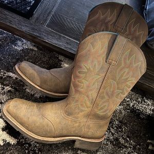 Ariat Square Toe Womens Boots 9 1/2 B